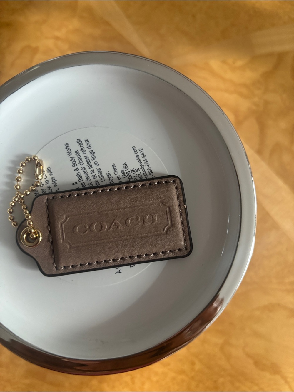 EUC COACH Tan Leather hang tag